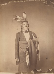 Hin-han-du-ta, El Búho Rojo, jefe de los sioux Mde-wa-kan-ton,1858 (foto) de Julian Vannerson