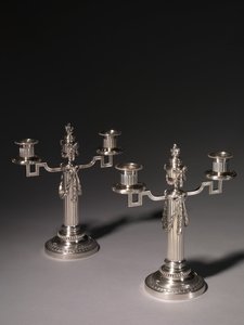 Candelabro, firma de Peter Carl Fabergé