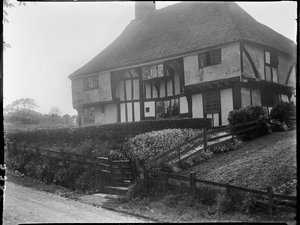 Ye Olde House, Stone-In-Oxney, Stone-Cum-Ebony, Ashford, Kent de Katherine Jean Macfee