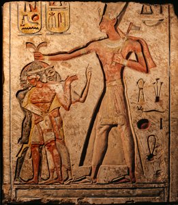 Egipto; Amarna; Faraones del Sol; mm6714; Arqueología; El Museo Egipcio, Ramsés..., 2001 (foto)