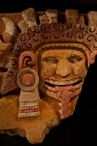 Grandes Aztecas; MM7677; Ciudad de México; México; NMAH; Tenochtitlan; Azteca; Tumba de Ahui..., 2008 (foto) de Kenneth Garrett