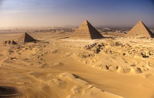 Pirámides de Giza; Khafre; Khufu; Menkaure; Giza; Egipto
