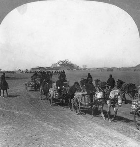 Tren de transporte militar japonés, Manchuria, 1906 de Keystone View Company