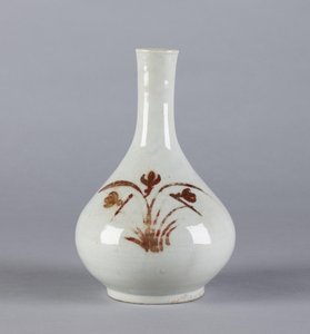 Botella con diseño floral, dinastía Yi