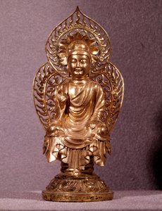 Arte coreano: estatuilla de Buda en oro. Periodo Silla, siglos VIII-X. Museo Nacional de Corea de Korean School