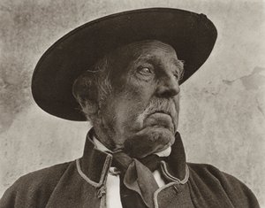 Rumanía: Viscri, El mayor del pueblo (foto b/n) de Kurt Hielscher