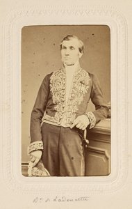 Vale Ladoucette de Leon Crémière and Cie.