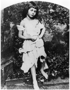Alice Pleasance Liddell (1852-1934) como la mendiga de Lewis Carroll