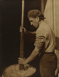 Trabajador de fábrica de Lewis W. Hine