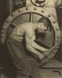 Mecánico y bomba de vapor de Lewis W. Hine