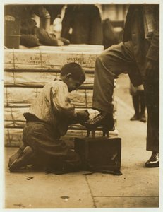 Lustrabotas en Bowery, Nueva York, 1910