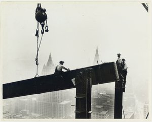 Construcción del Empire State Building, c.1931 de Lewis Wickes Hine