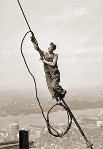 Trabajador de la construcción, Empire State Building, Nueva York de Lewis Wickes Hine
