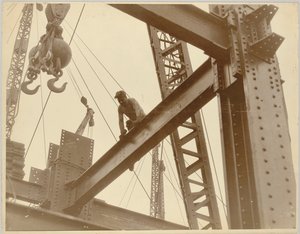 Trabajadores en el Empire State Building, c.1930 de Lewis Wickes Hine