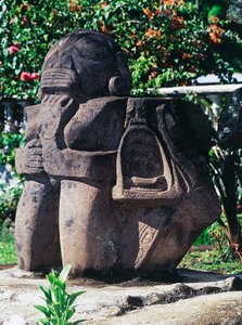 Escultura Tiki antropomórfica, Papeete, Tahití, Islas de la Sociedad, Archipiélago de las Islas de Sotavento, Polinesia Francesa de Unbekannt Unbekannt