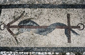 Mosaico que representa delfín y ancla, isla de Delos (Lista del Patrimonio Mundial de la UNESCO)