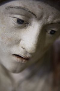 Mujer santa con un bonete de Ligier Richier