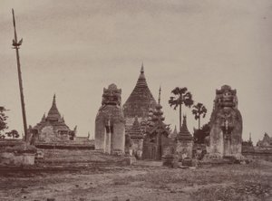 Pugahm Myo: Entrada a la pagoda Shwe Zeegong de Linnaeus Tripe