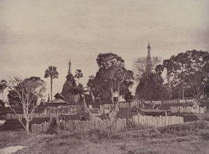 Rangún: Entrada norte a la pagoda Shwe Dagon de Linnaeus Tripe