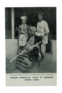Madam Hamonyah, Jefa de Kennema, Sierra Leona, c.1905-07 de Lisk Carew Brothers