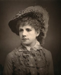 Alma Murray, actriz británica, 1882