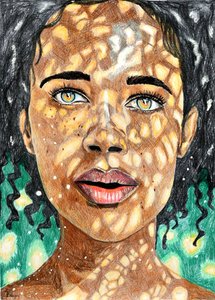 Mujer bajo una luz moteada de Loretta Van Der Westhuizen