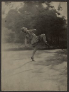 [Bailarina] de Louis Fleckenstein