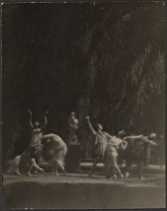 [Bailarinas en el jardín] de Louis Fleckenstein