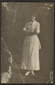 [Florencia de pie en el camino] de Louis Fleckenstein
