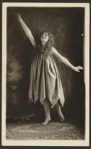 Grace Carberry como El Sol