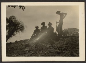 [Grupo en la colina]