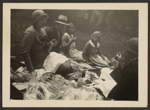 [Picnic]
