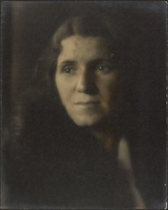 [Retrato de una mujer en la sombra] de Louis Fleckenstein