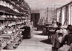 Fábrica de muñecas, Secando cabezas de muñecas de porcelana antes de cocinarlas, de "La Nature" de Louis Poyet