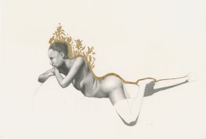 Figura de oro en actitud contemplativa de Lourens Joubert