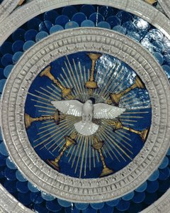 El Espíritu Santo, medallón de la Tumba del Cardenal de Portugal, 1460