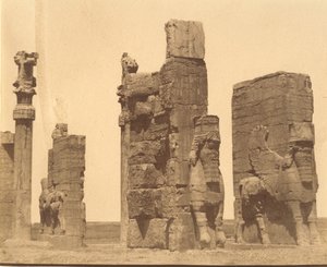 15 [Puerta de todas las Naciones, Persépolis, Fars], 1840s-60s de Luigi Pesce
