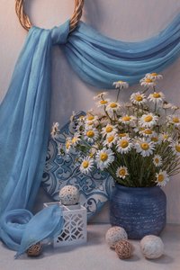 Naturaleza muerta con margaritas azules frescas de Lydia Jacobs