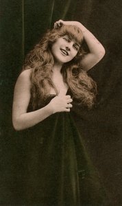 Mujer de MACA