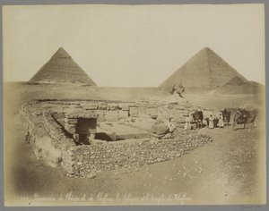 Piramides van Cheops en Chephren, de sphinx en de tempel van Chefren Pirámides de Keops y Cheffren la Esfinge y el templo de Cheffren (título sobre el objeto)