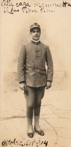 Postal con Cabo del 50º Regimiento. Infantería, estudiante oficial complementario (foto en b/n) de Mangini Mangini