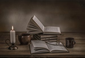 Libros a la luz de las velas de Margareth Perfoncio
