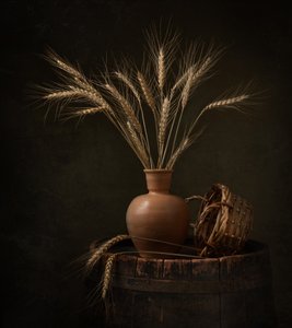 Naturaleza muerta con trigo cosechado