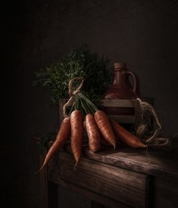 Cosecha de zanahorias rústicas de Margareth Perfoncio