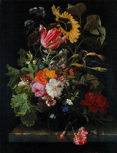 Ramo de flores en un jarrón
