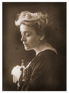 Retrato de Eleonora Duse, c.1910 (foto) de Mario Nunes Vais