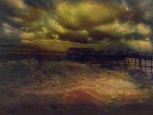 Una tormenta de noche, muelle de Cromer, Norfolk (técnica mixta)