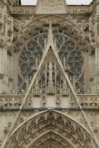 Rosetón de la fachada de Martin Chambiges