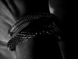 metal y piel