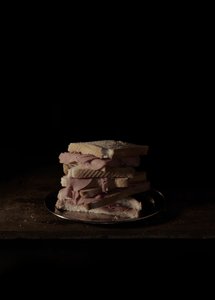 Última comida en el corredor de la muerte, Texas; Bernard Amos, 2011 (fotografía tipo C).